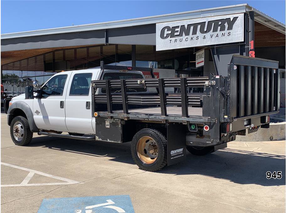 Used 2011 Ford F550 4x4 Crew Cab Super Duty w/ Payload Upgrade Pkg image 8