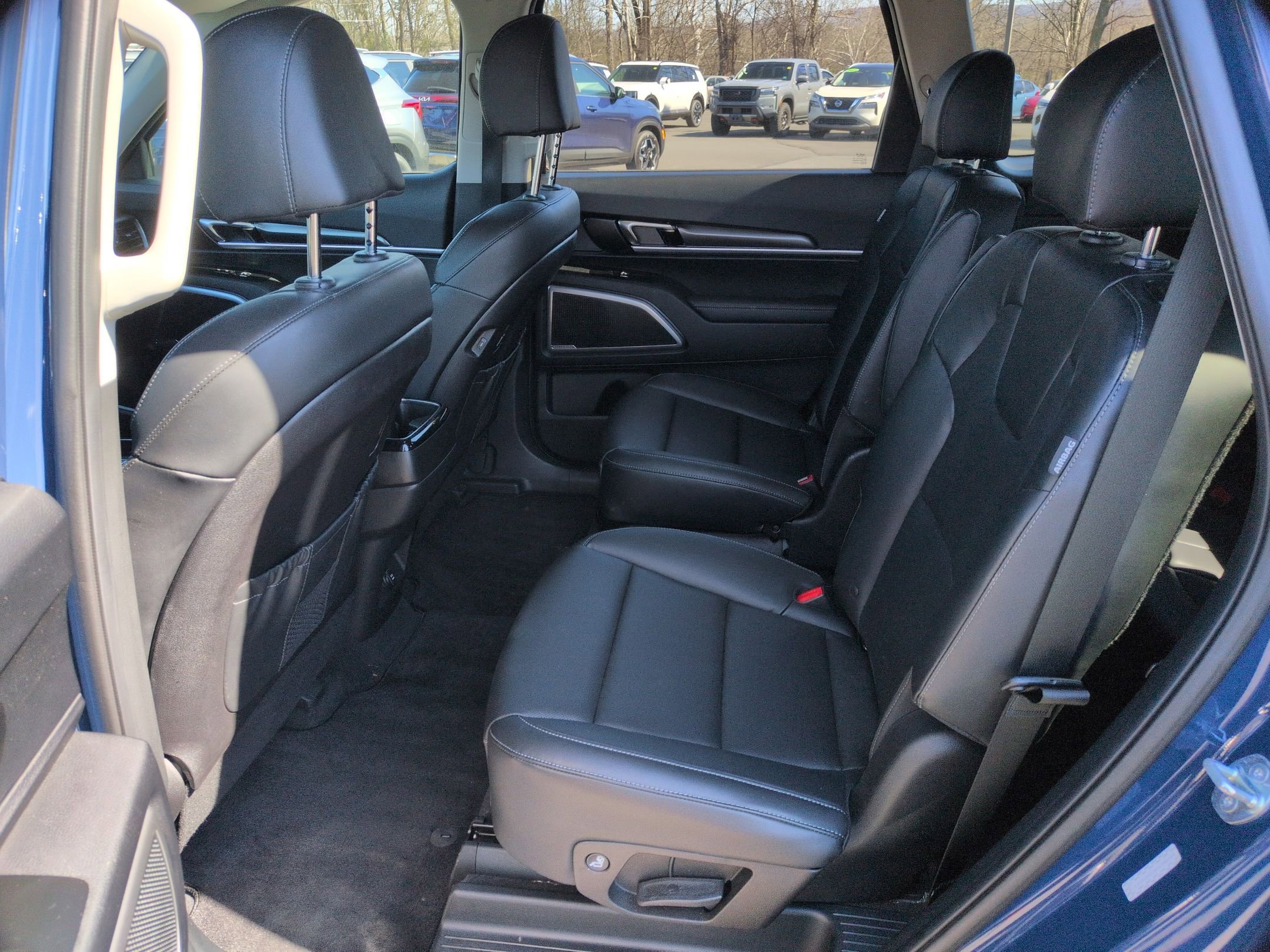 Certified 2023 Kia Telluride S w/ S Sunroof Package image 15