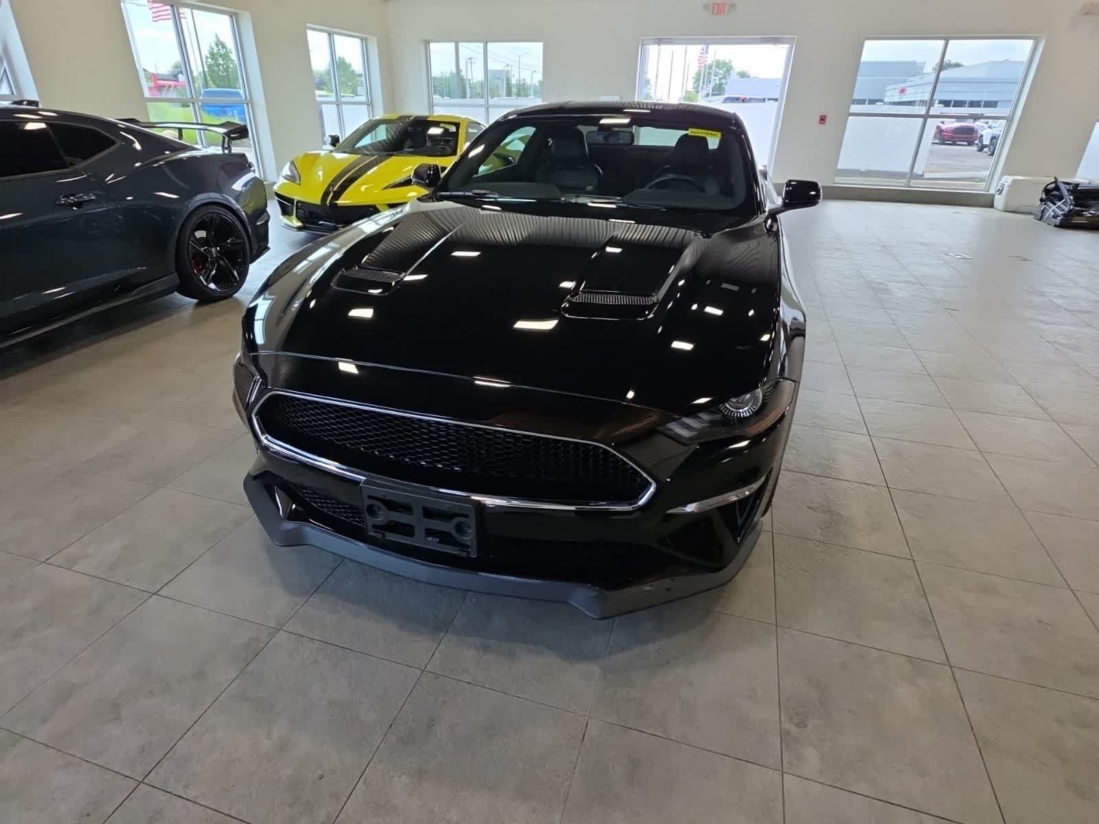 Used 2020 Ford Mustang Bullitt RWD image 3