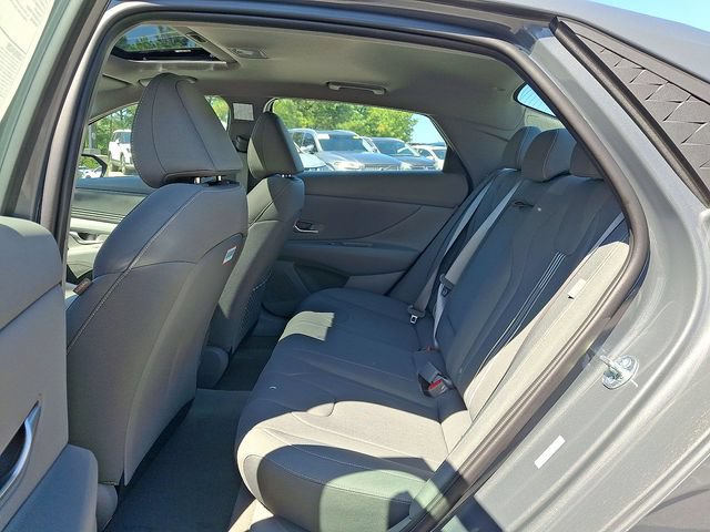 New 2026 Hyundai Elantra SEL Sport Premium FWD image 13