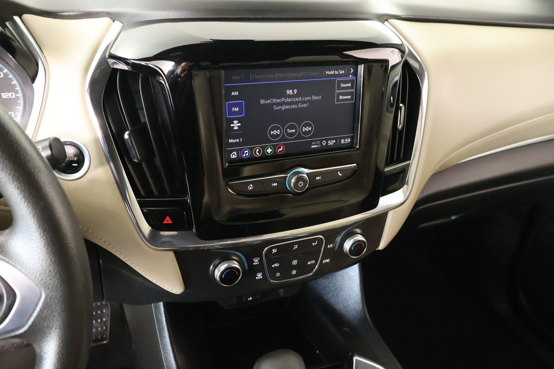 Used 2023 Chevrolet Traverse LS w/ Safety Package image 5