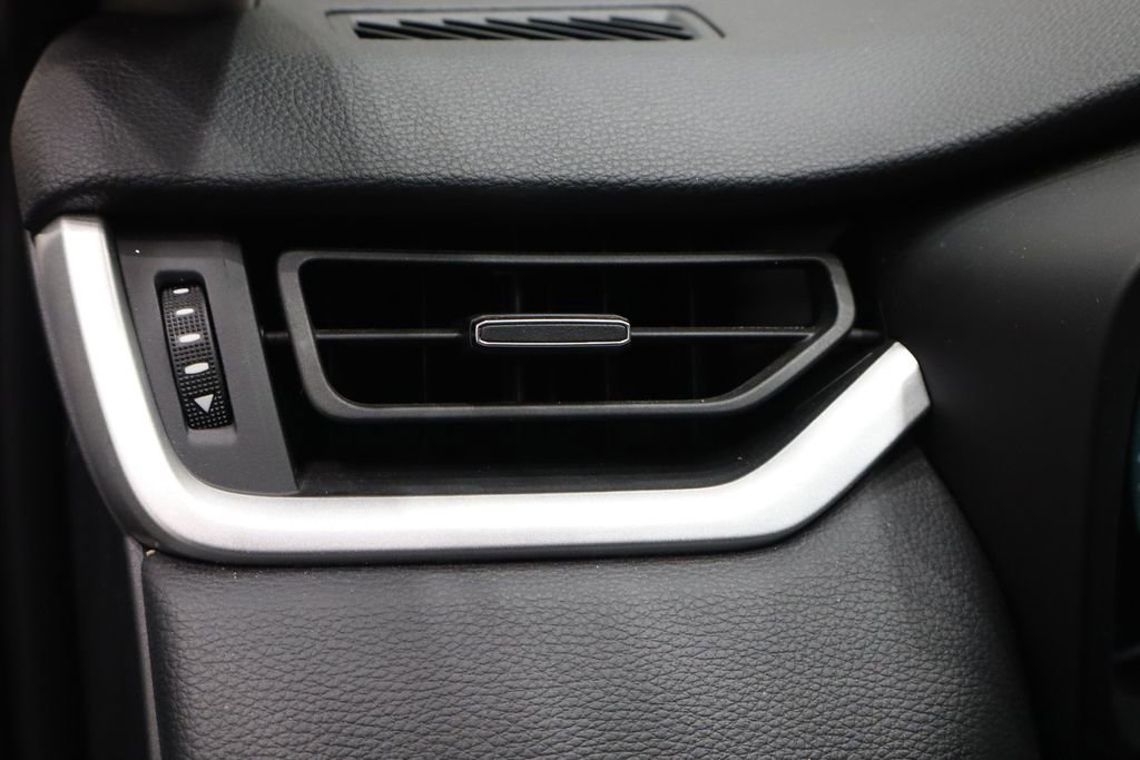 Used 2024 Toyota RAV4 XLE Premium image 21