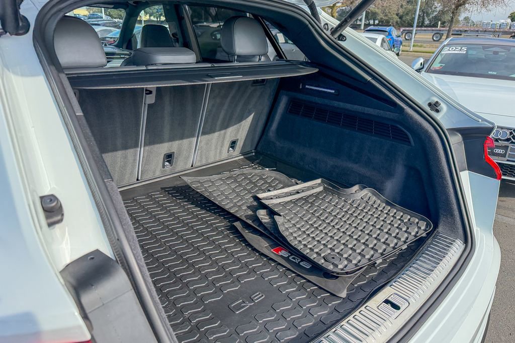 Used 2023 Audi SQ8 Prestige w/ Prestige Package image 28