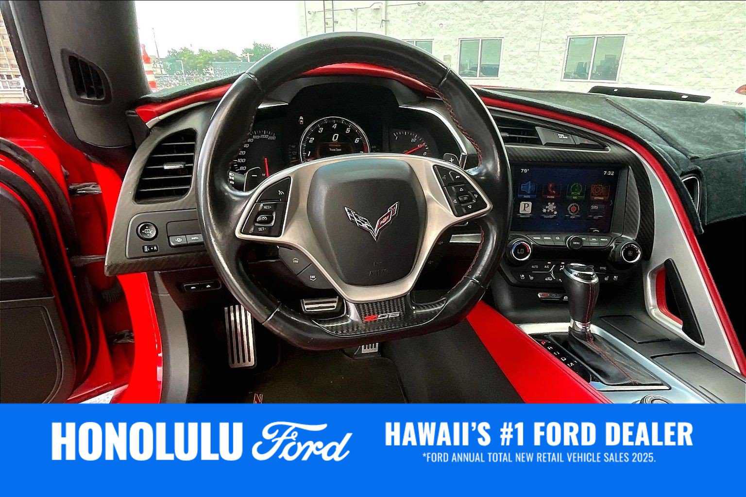 Used 2015 Chevrolet Corvette Z06 w/ 3LZ Preferred Equipment Group RWD image 13