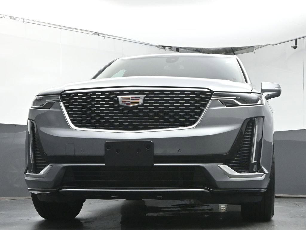 Used 2024 Cadillac XT6 Premium Luxury image 39