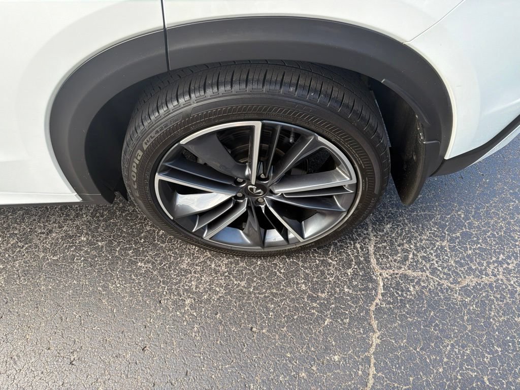 Used 2023 INFINITI QX55 Essential AWD/4WD image 10
