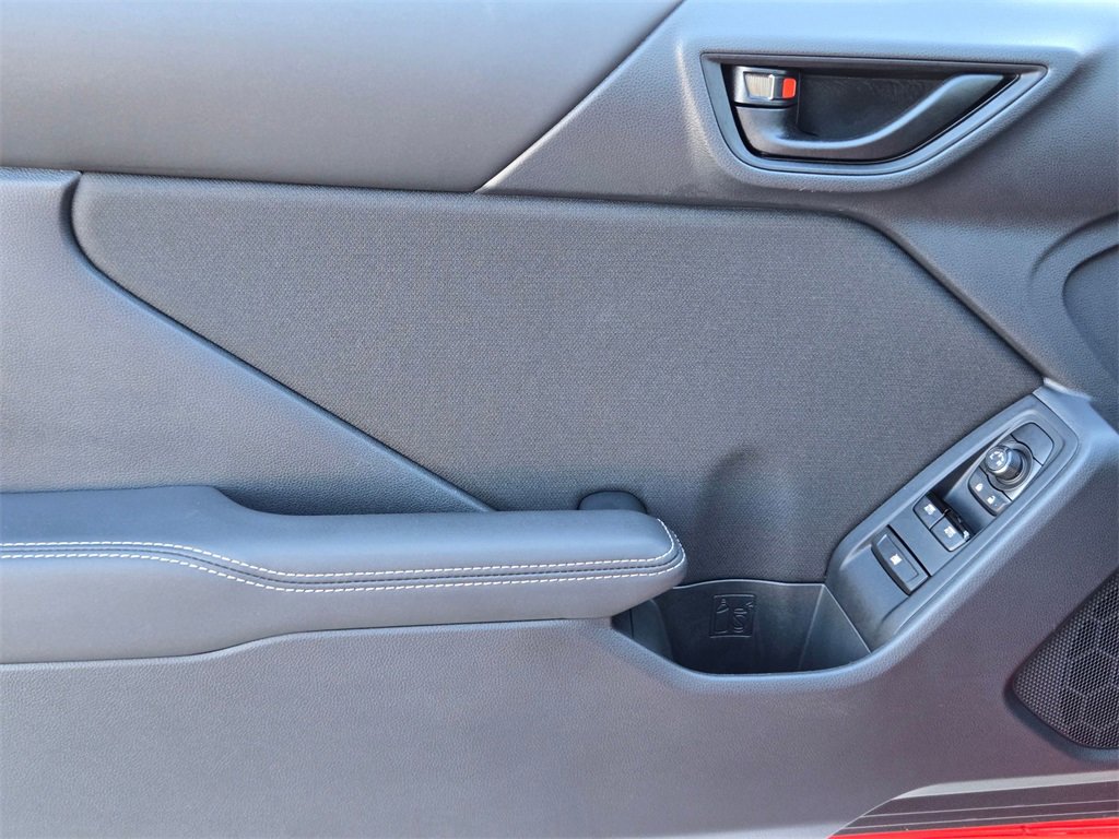 Used 2025 Toyota GR86 image 11