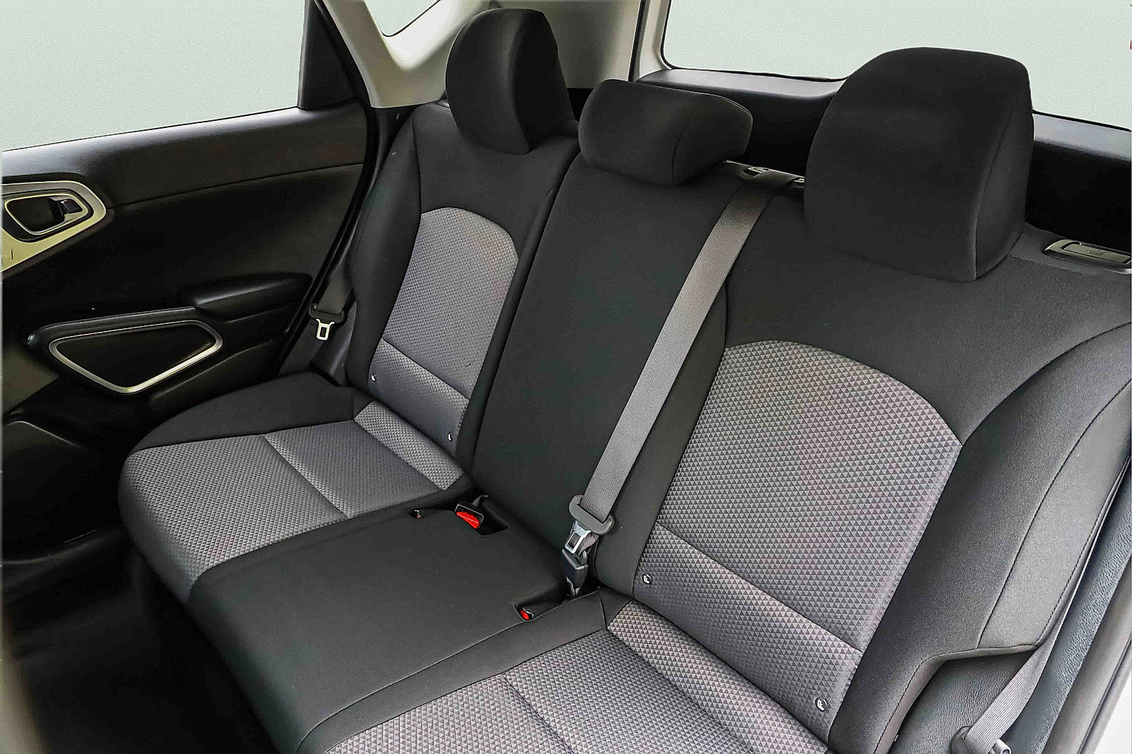 Certified 2025 Kia Soul LX w/ LX Technology Package FWD image 20