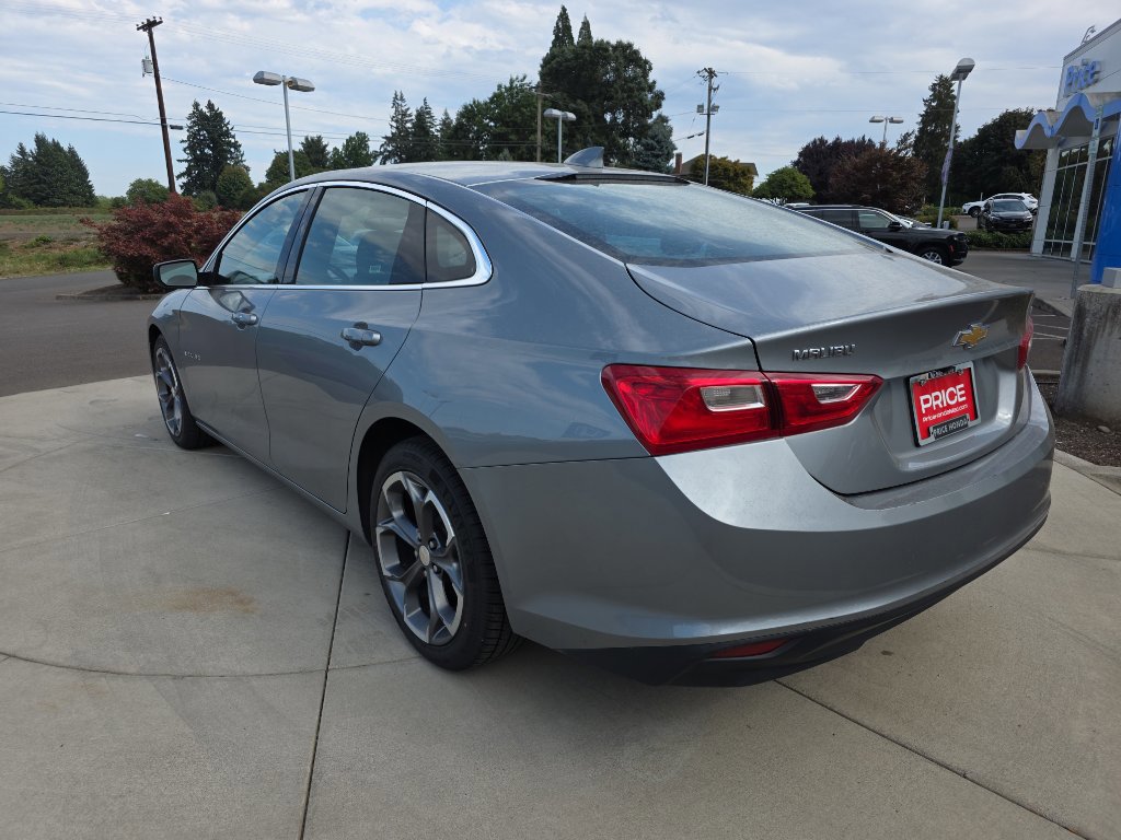 Used 2023 Chevrolet Malibu LT image 4