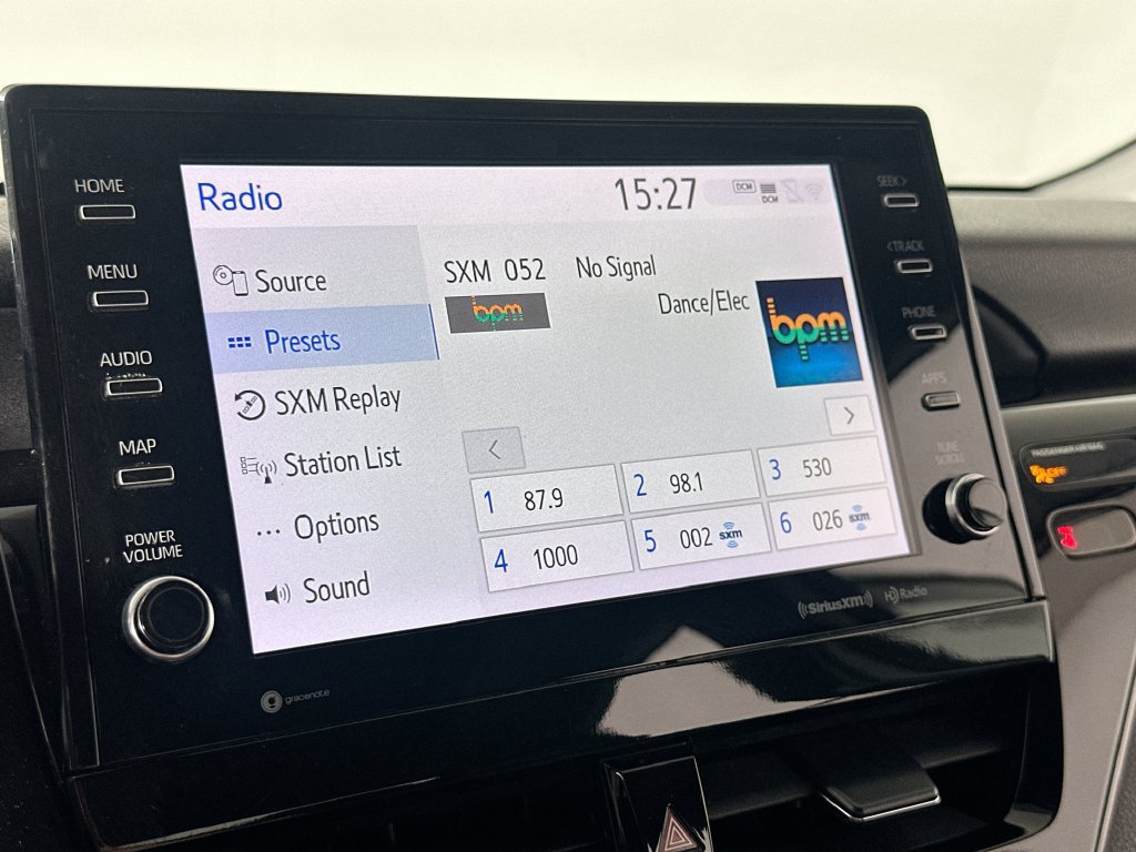 Used 2022 Toyota Camry XSE FWD image 31