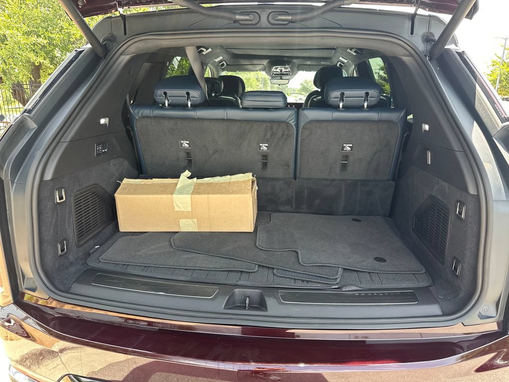Used 2025 Cadillac Escalade IQ Luxury 2 w/ LPO, Premium Carpet Package AWD/4WD image 41