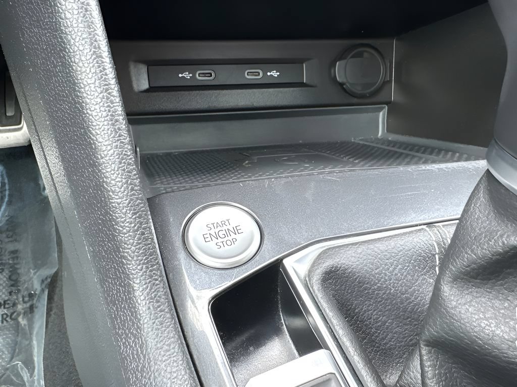 Used 2022 Volkswagen Tiguan SE R-Line AWD/4WD image 22