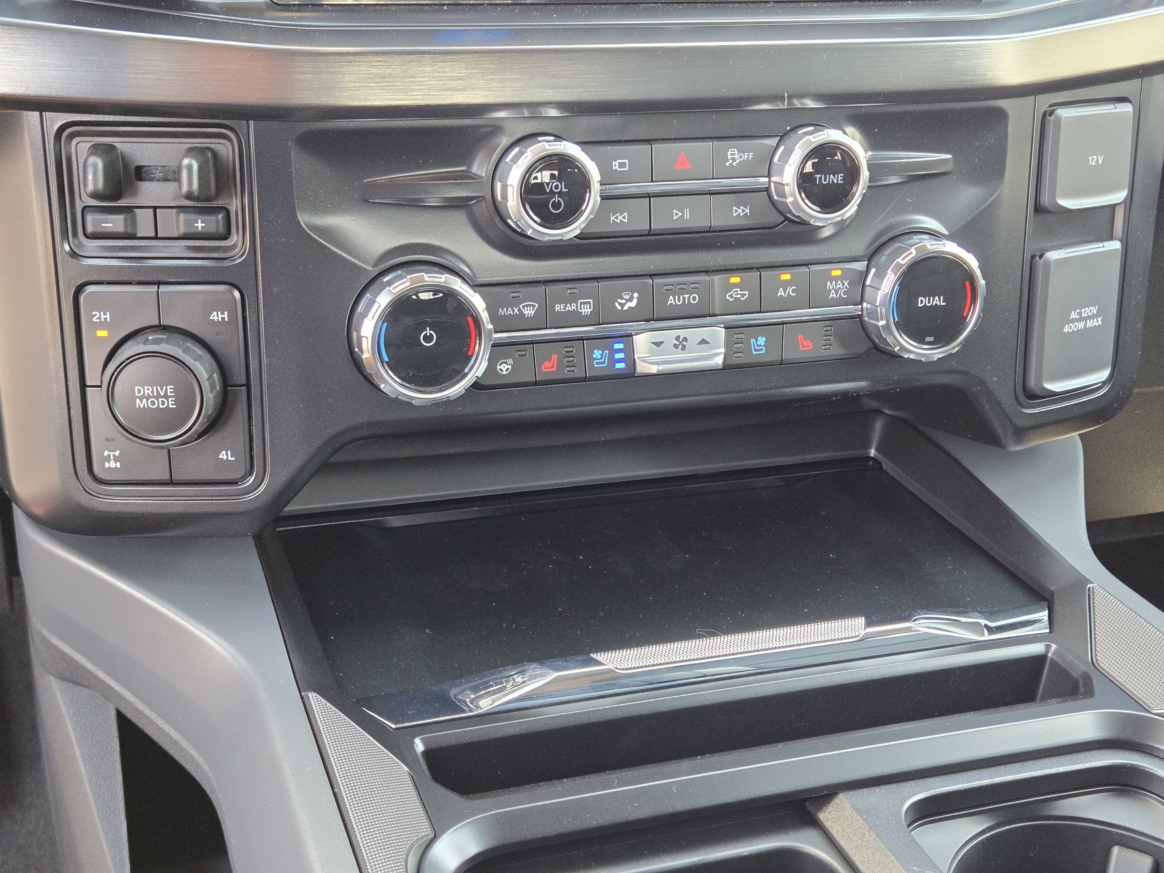 New 2026 Ford F250 Lariat w/ Lariat Ultimate Package image 31