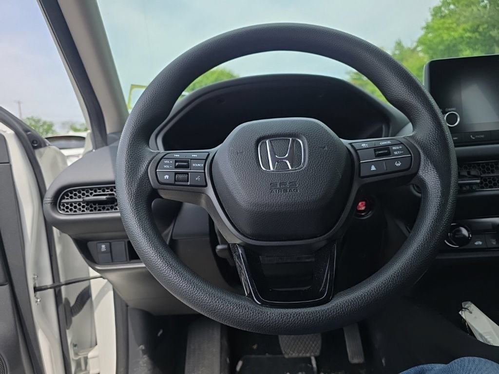 Used 2025 Honda HR-V LX image 13