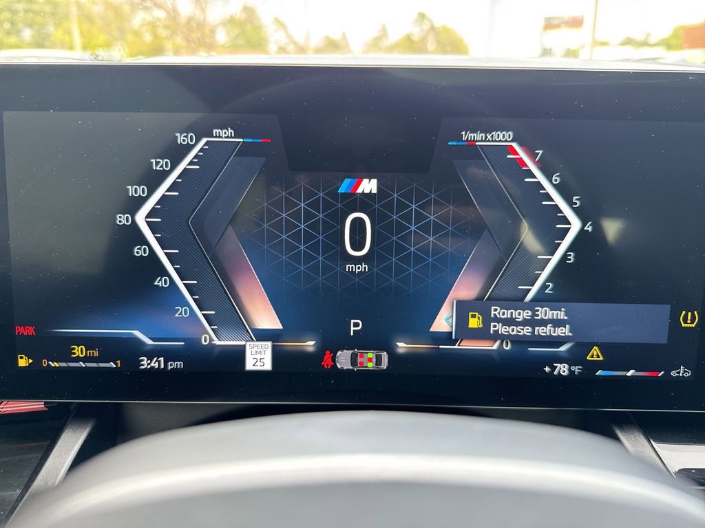 Used 2024 BMW 540i xDrive w/ Premium Package image 15