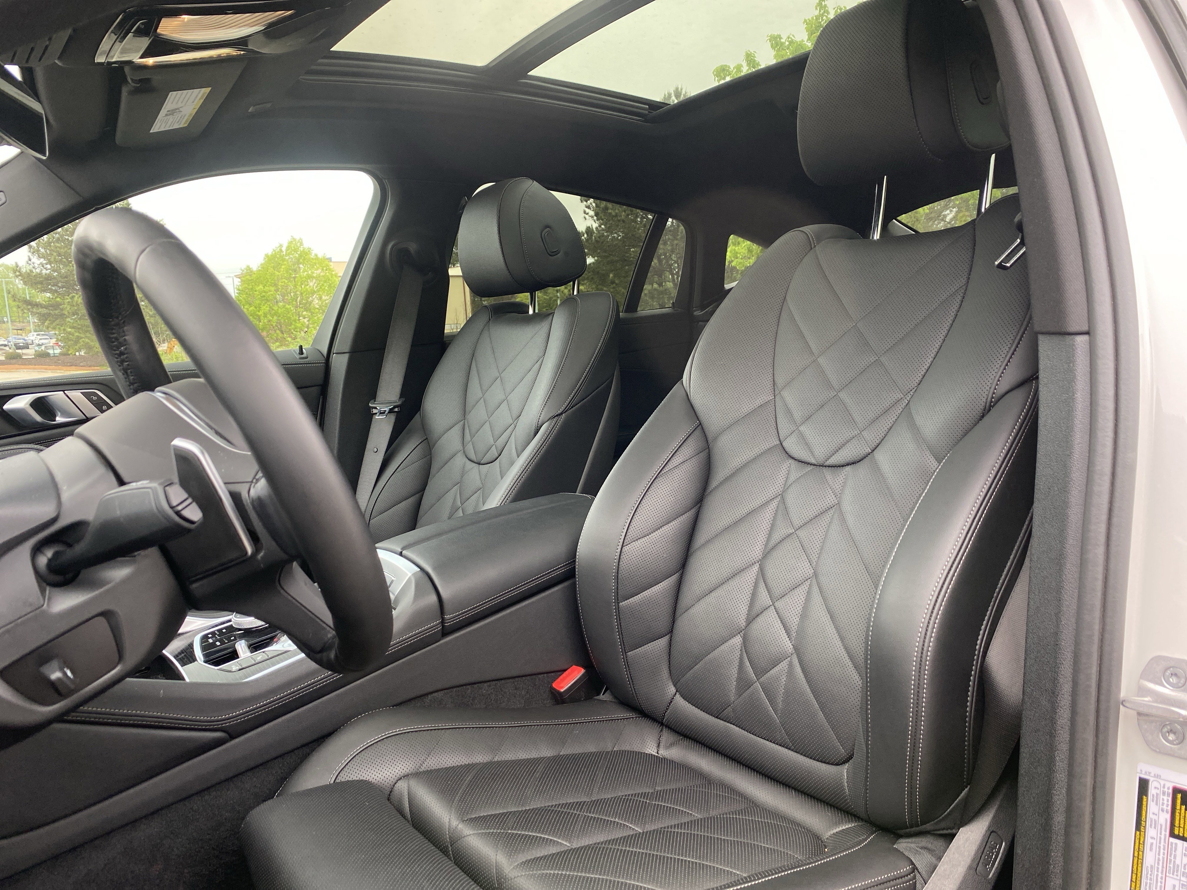 Used 2024 BMW X6 xDrive40i w/ Parking Assistance Package image 7
