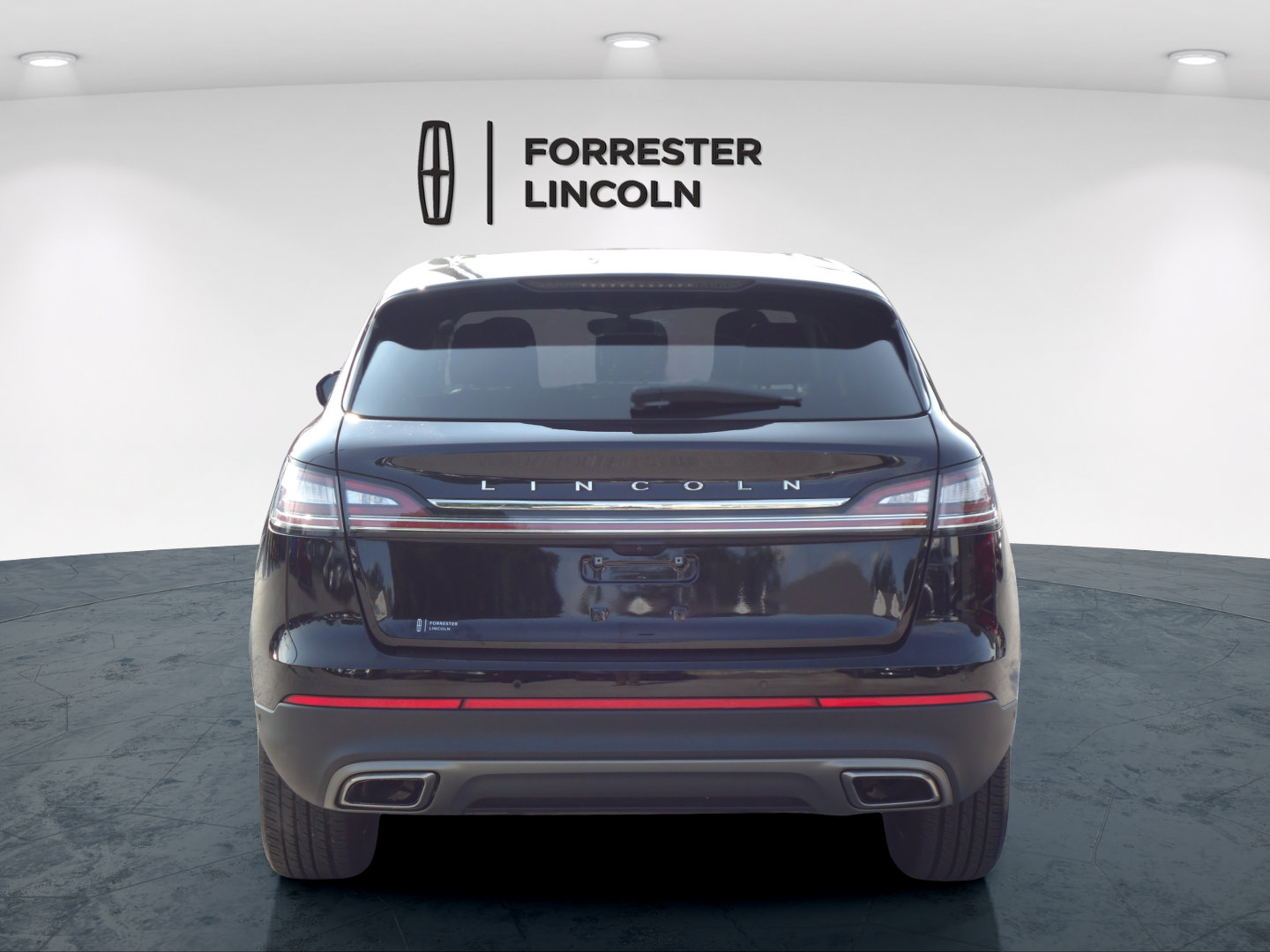 Certified 2023 Lincoln Nautilus Reserve w/ Equipment Group 201A AWD/4WD image 4