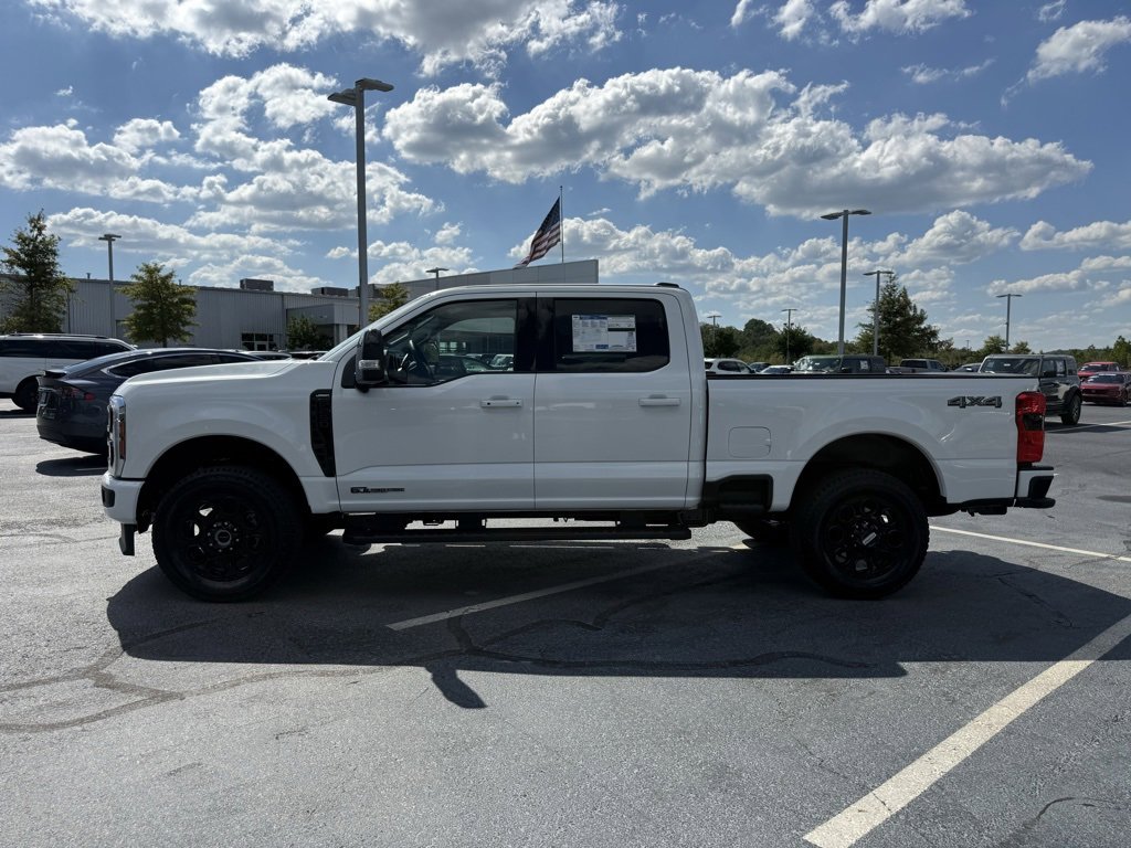 New 2026 Ford F250 Lariat w/ Black Appearance Package image 4