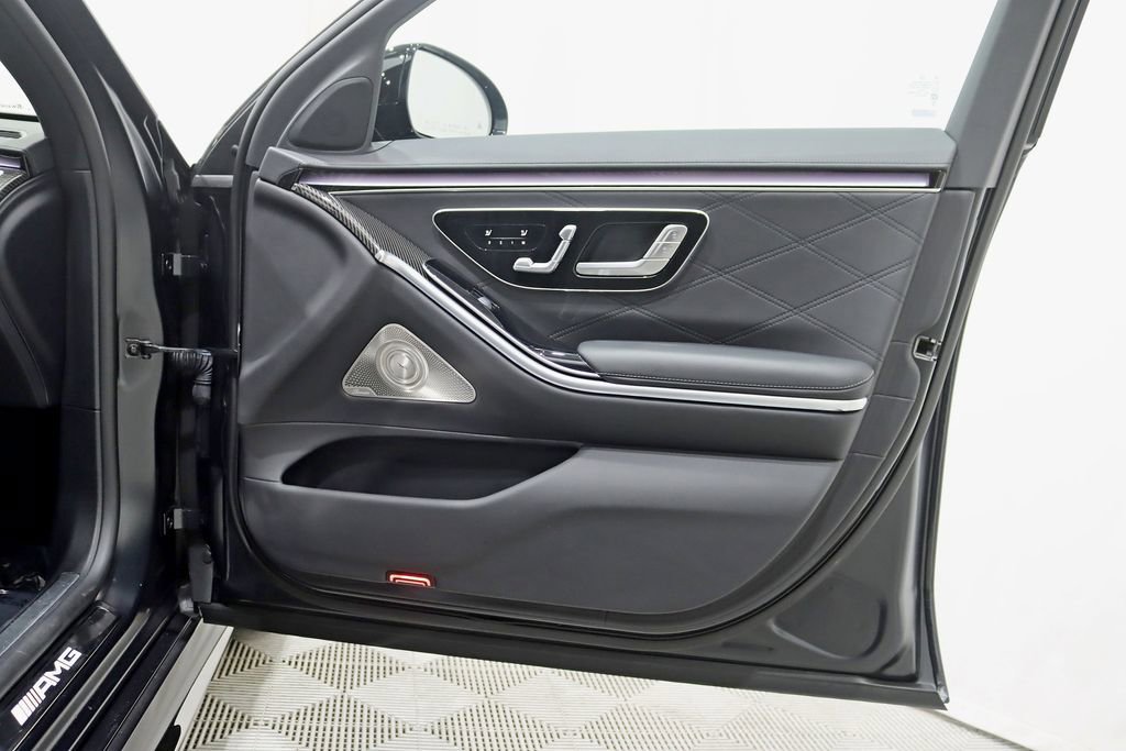 Used 2024 Mercedes-Benz S 63 AMG S image 45