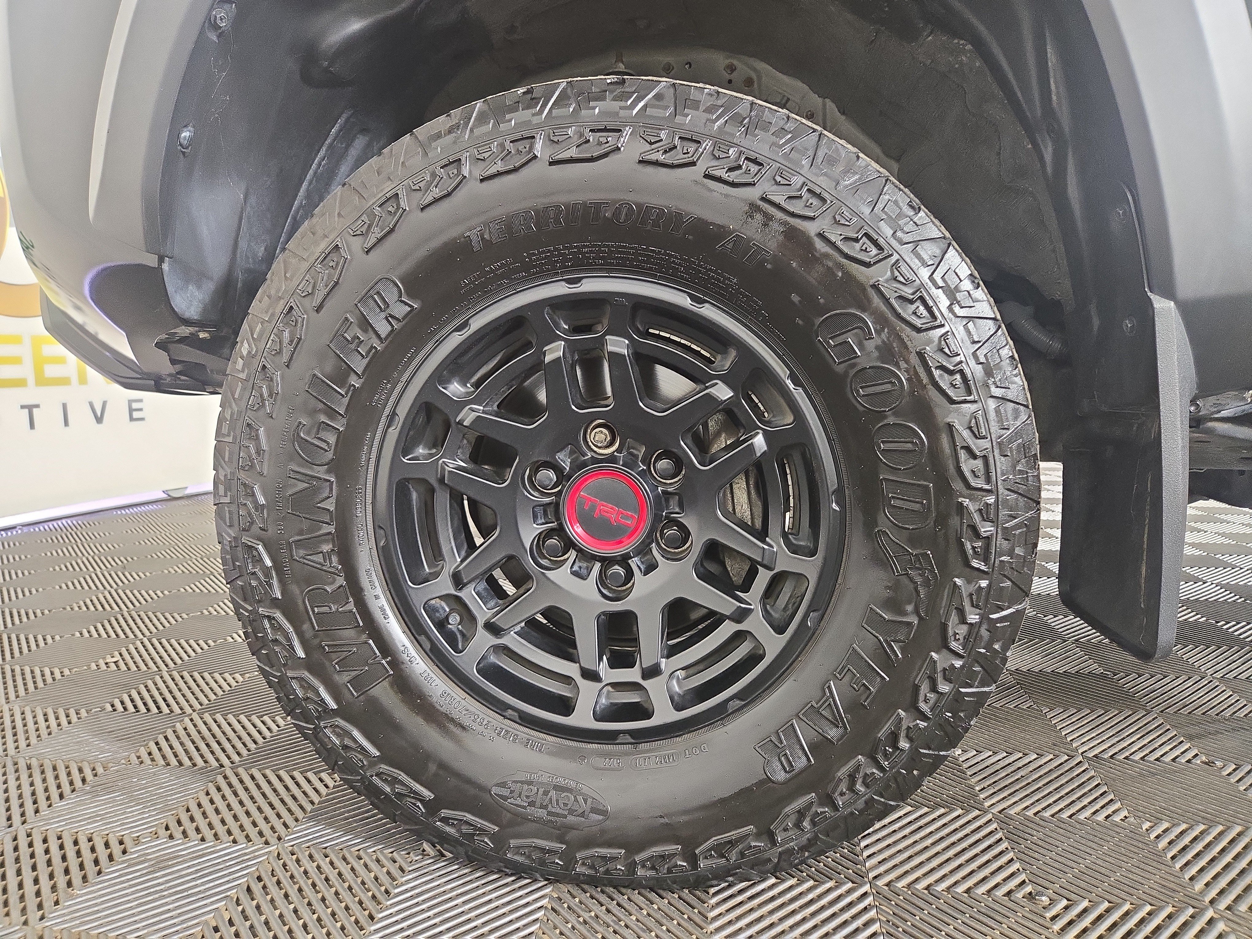 Used 2023 Toyota Tacoma TRD Pro AWD/4WD image 34