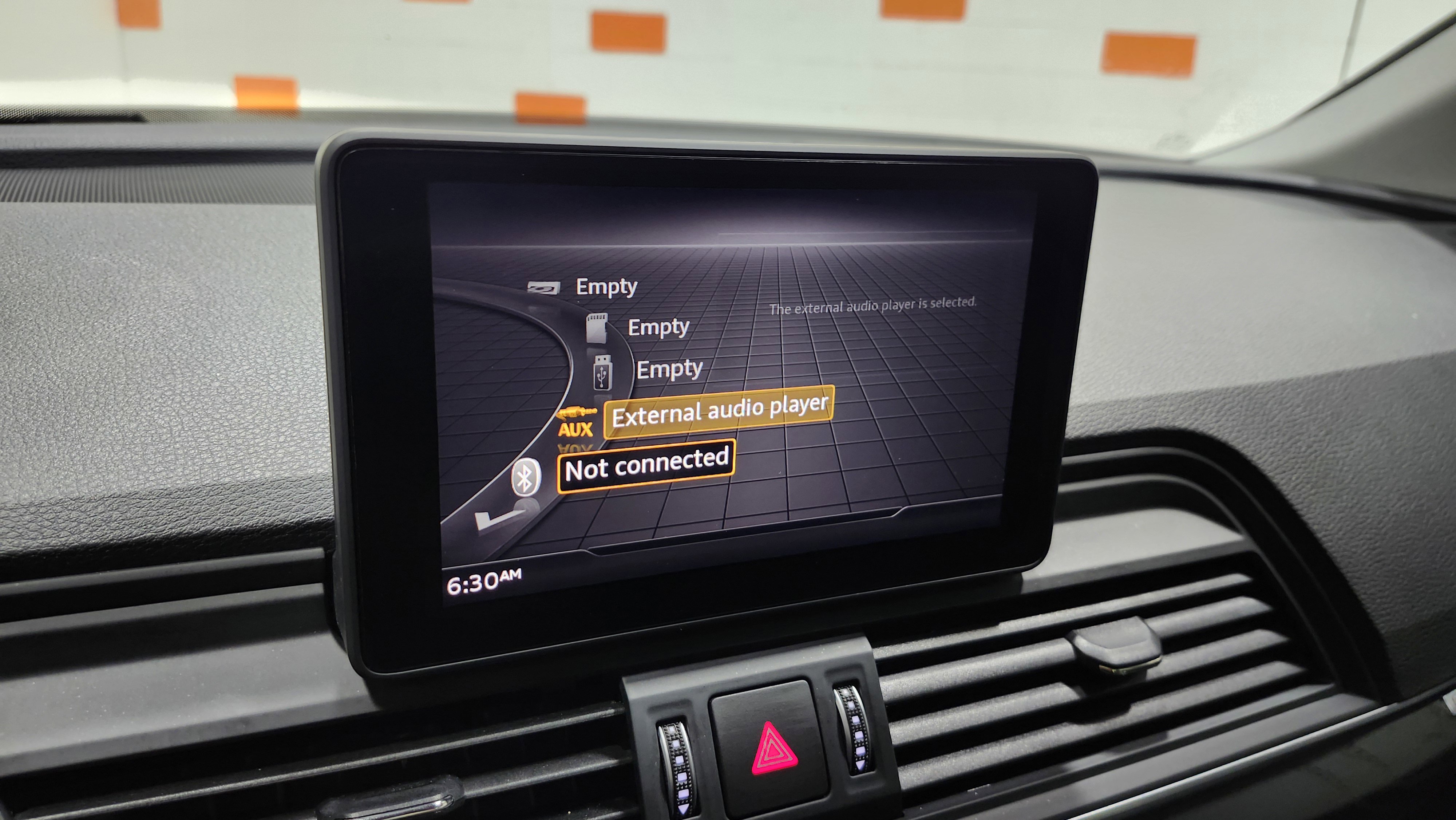 Used 2020 Audi Q5 Premium w/ Convenience Package image 6