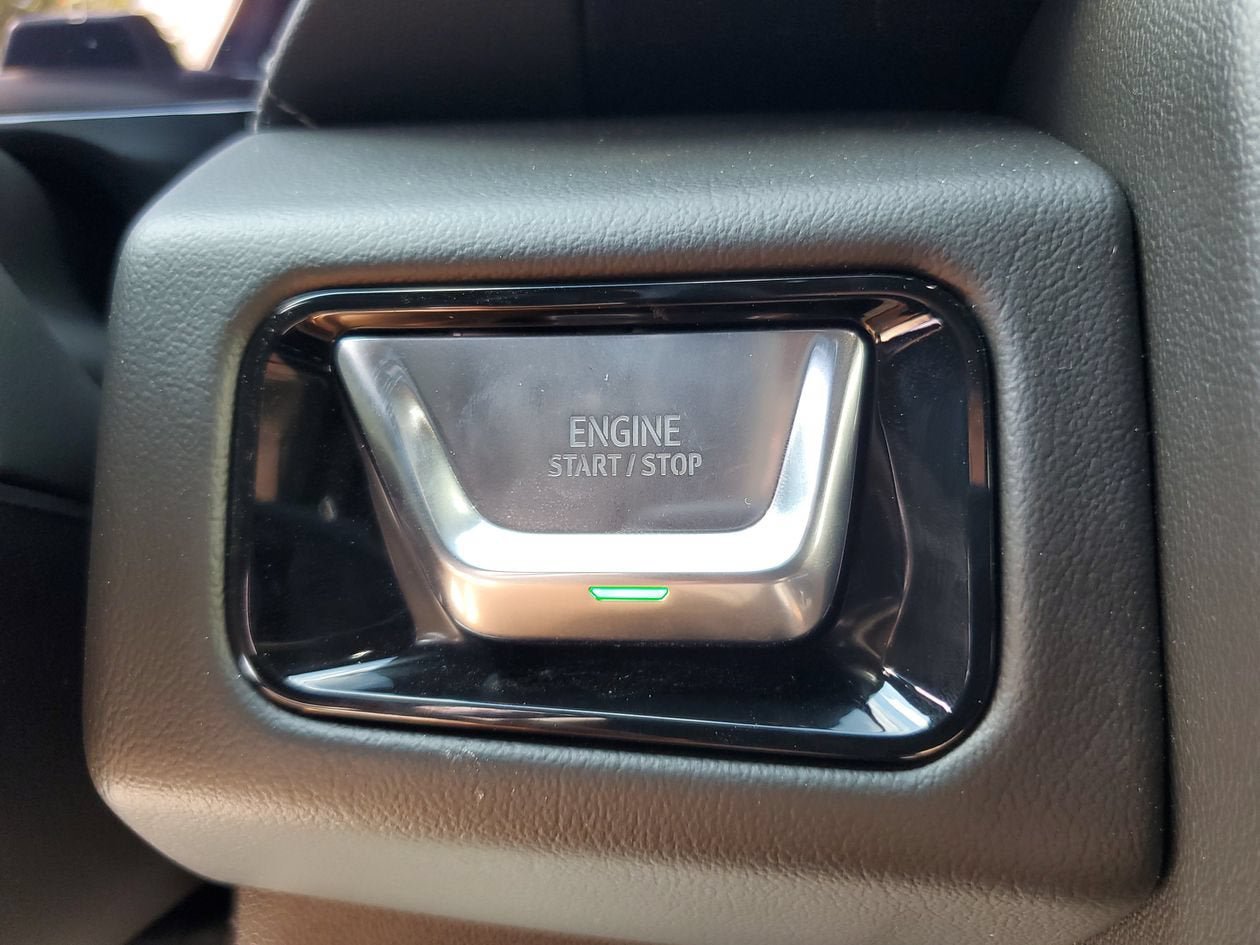 New 2026 GMC Yukon XL Denali w/ Denali Reserve Package AWD/4WD image 24
