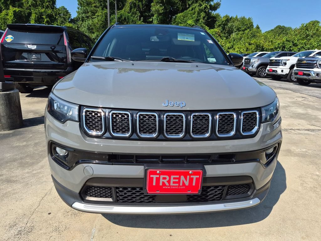 Used 2023 Jeep Compass Limited AWD/4WD image 5