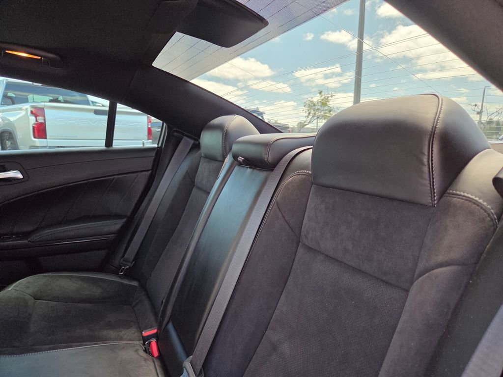 Used 2023 Dodge Charger R/T w/ Plus Group image 16