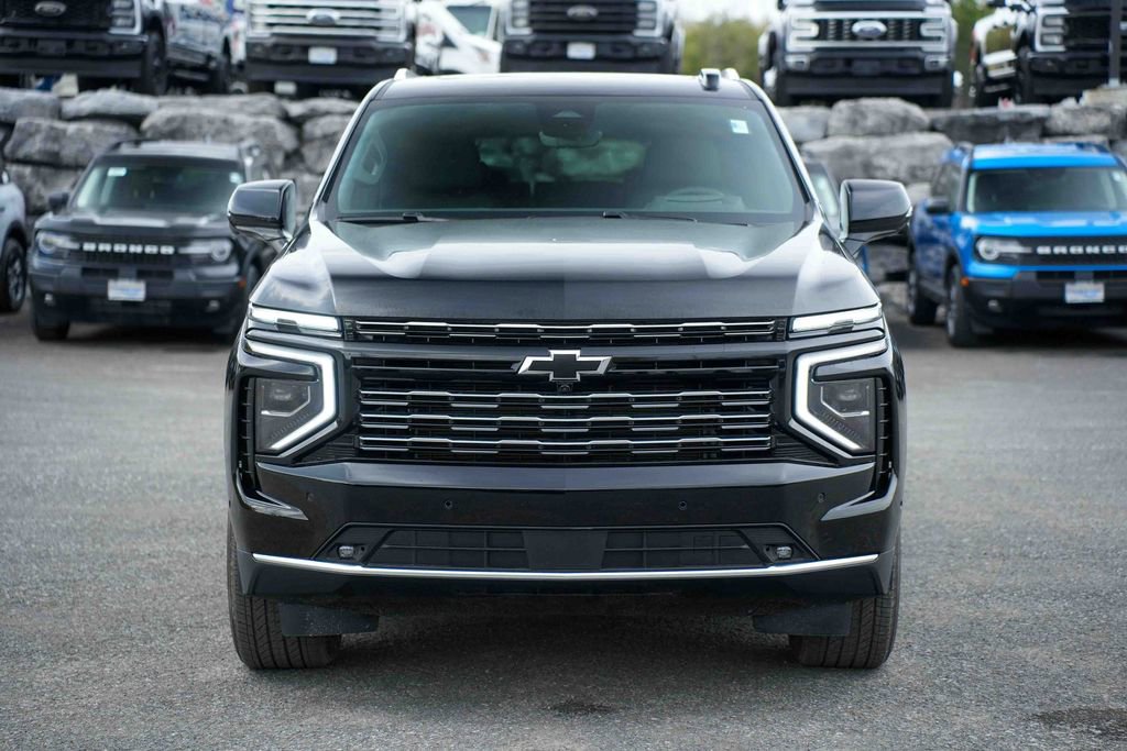 Used 2026 Chevrolet Suburban High Country w/ Sun And Tow Package AWD/4WD video 2