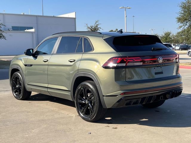 New 2026 Volkswagen Atlas Cross Sport SEL R-Line image 4