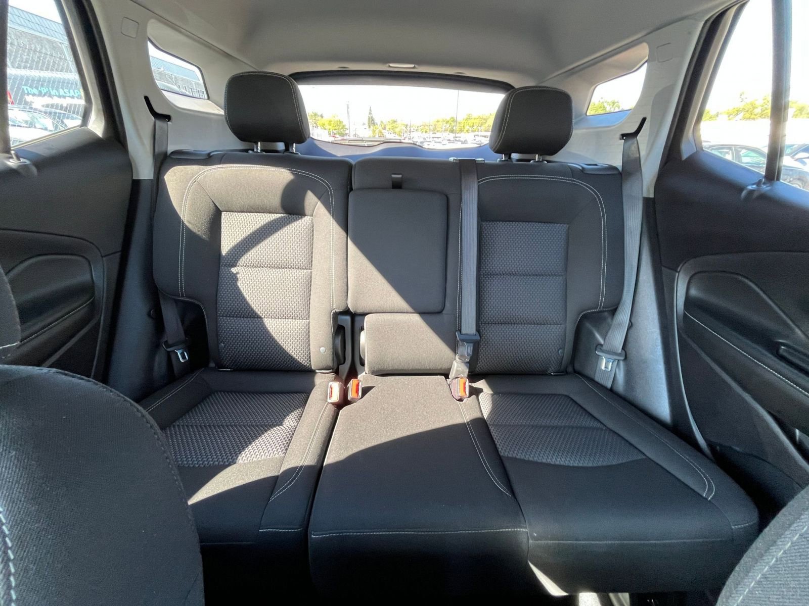 Used 2024 GMC Terrain SLE image 37