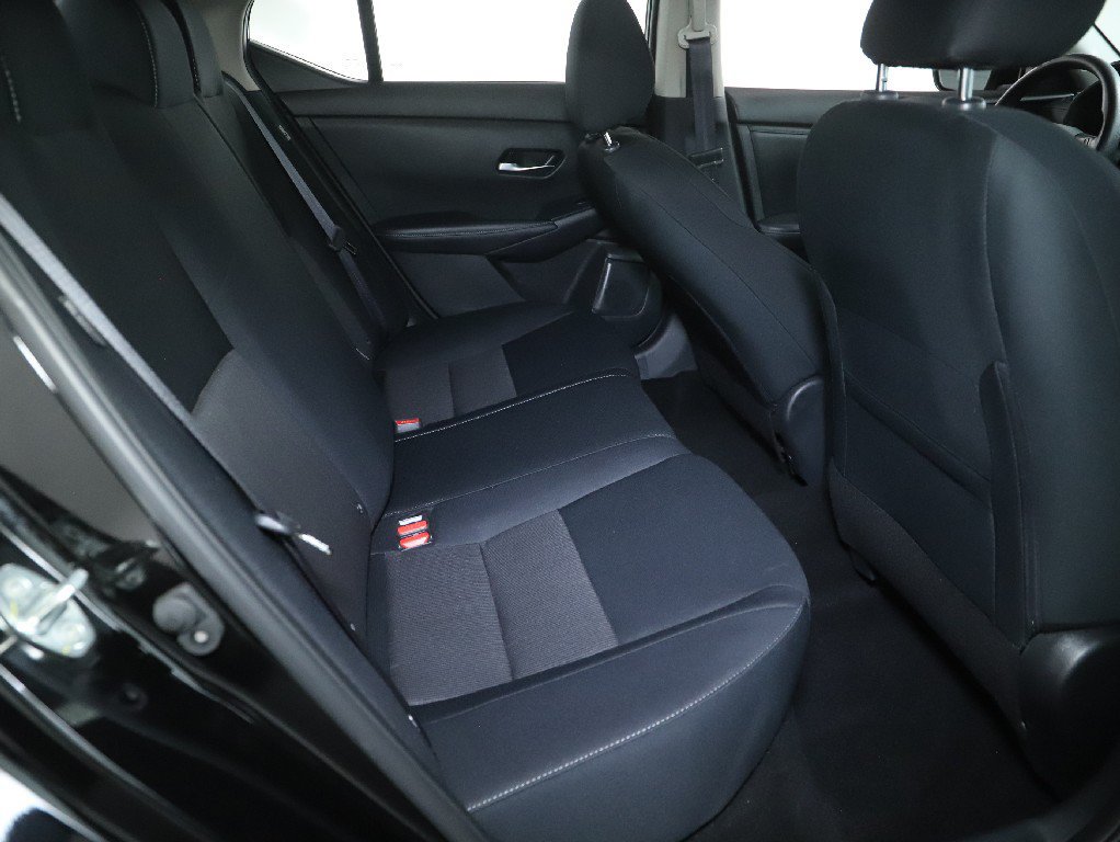 Certified 2023 Nissan Sentra SV FWD image 32