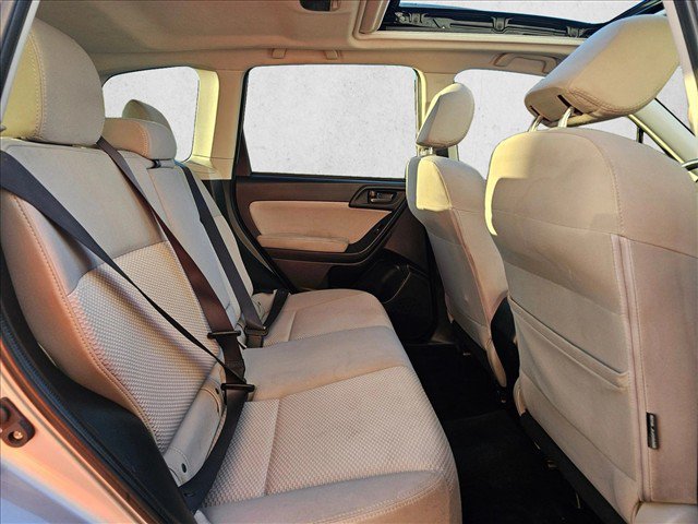 Used 2015 Subaru Forester 2.5i Premium AWD/4WD image 12