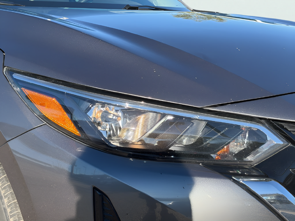 Used 2024 Nissan Sentra SV FWD image 9