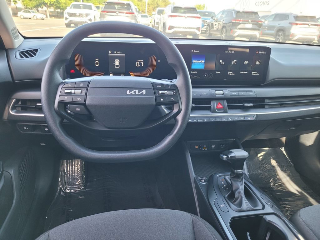 Used 2025 Kia K4 FWD image 19