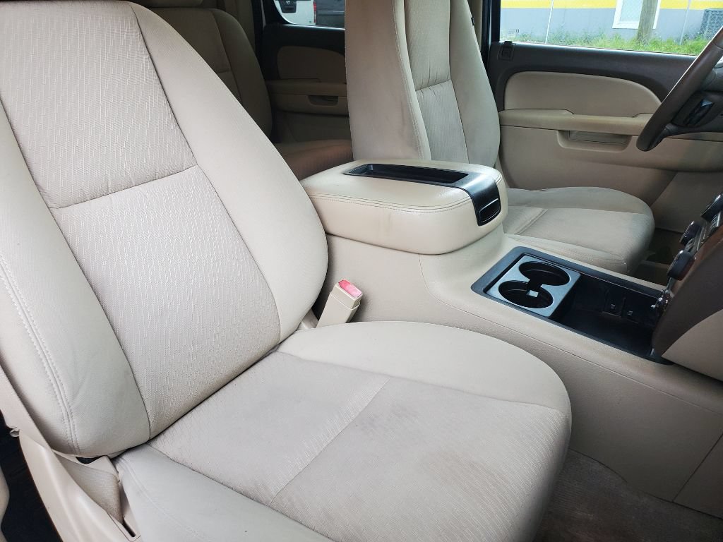 Used 2011 Chevrolet Avalanche LS RWD image 31