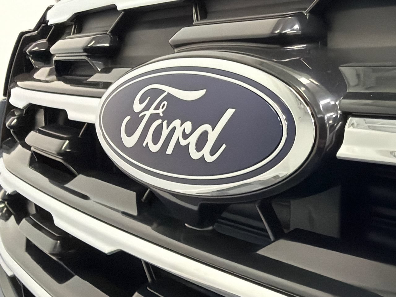 New 2026 Ford Explorer Active w/ Active Comfort Package AWD/4WD image 12