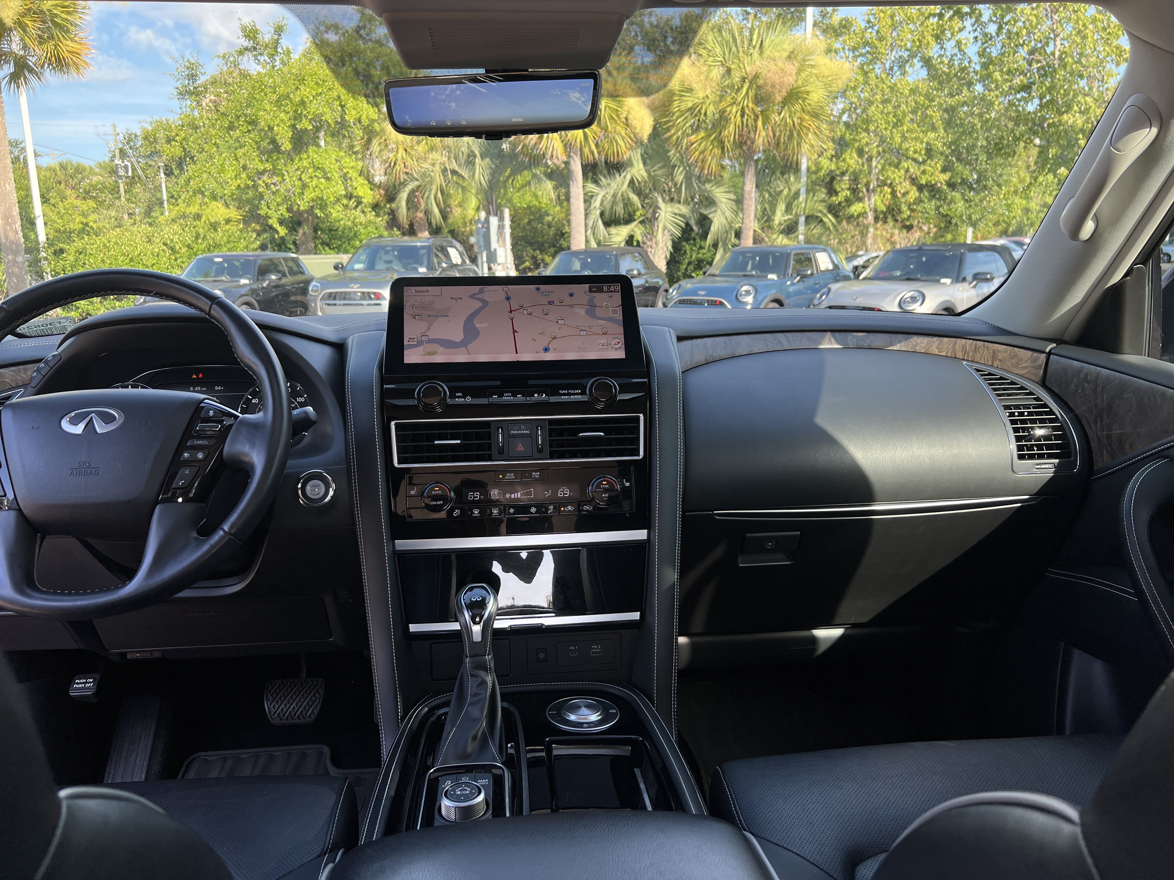 Used 2023 INFINITI QX80 Premium Select w/ All-Season Package RWD image 29