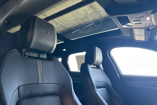 Certified 2024 Jaguar F-PACE R-Dynamic S AWD/4WD image 16