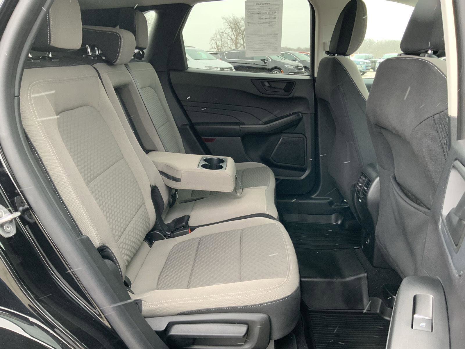 Used 2022 Ford Escape SE w/ Convenience Package image 54