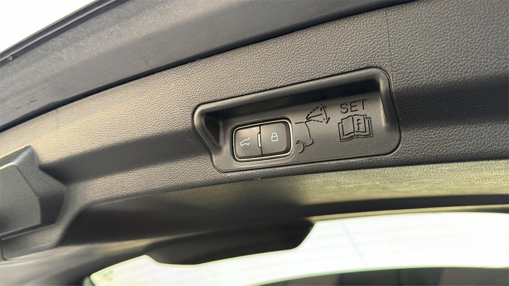 Used 2021 Ford Explorer 2WD image 42