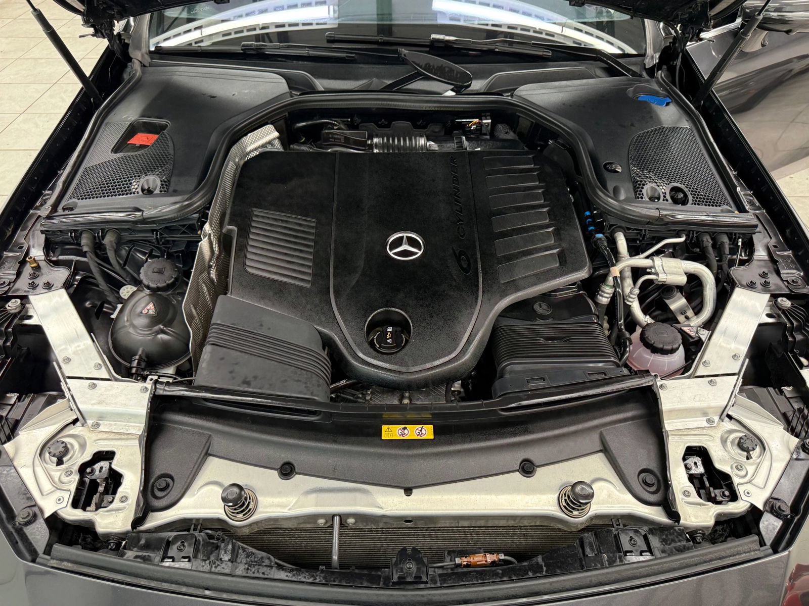 Used 2019 Mercedes-Benz CLS 450 w/ Driver Assistance Package image 37