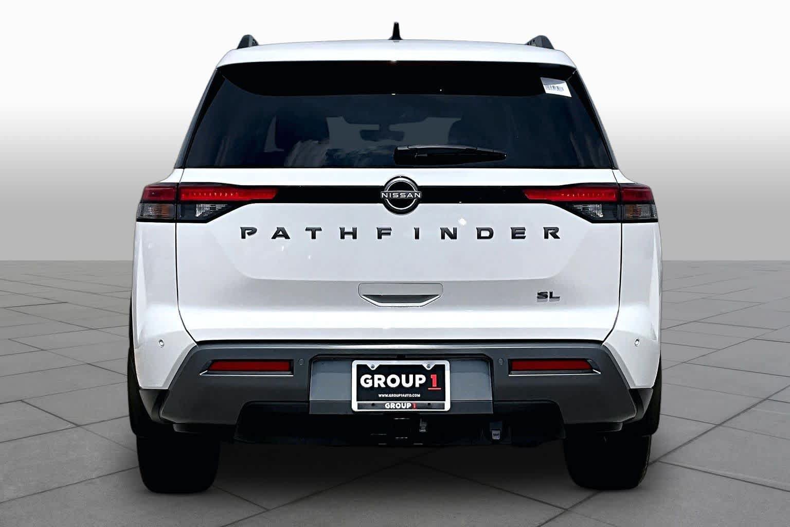 New 2026 Nissan Pathfinder SL FWD image 4