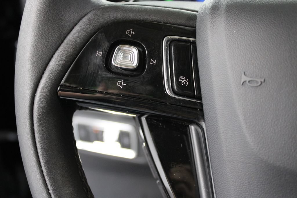 Used 2024 Lincoln Corsair FWD image 35