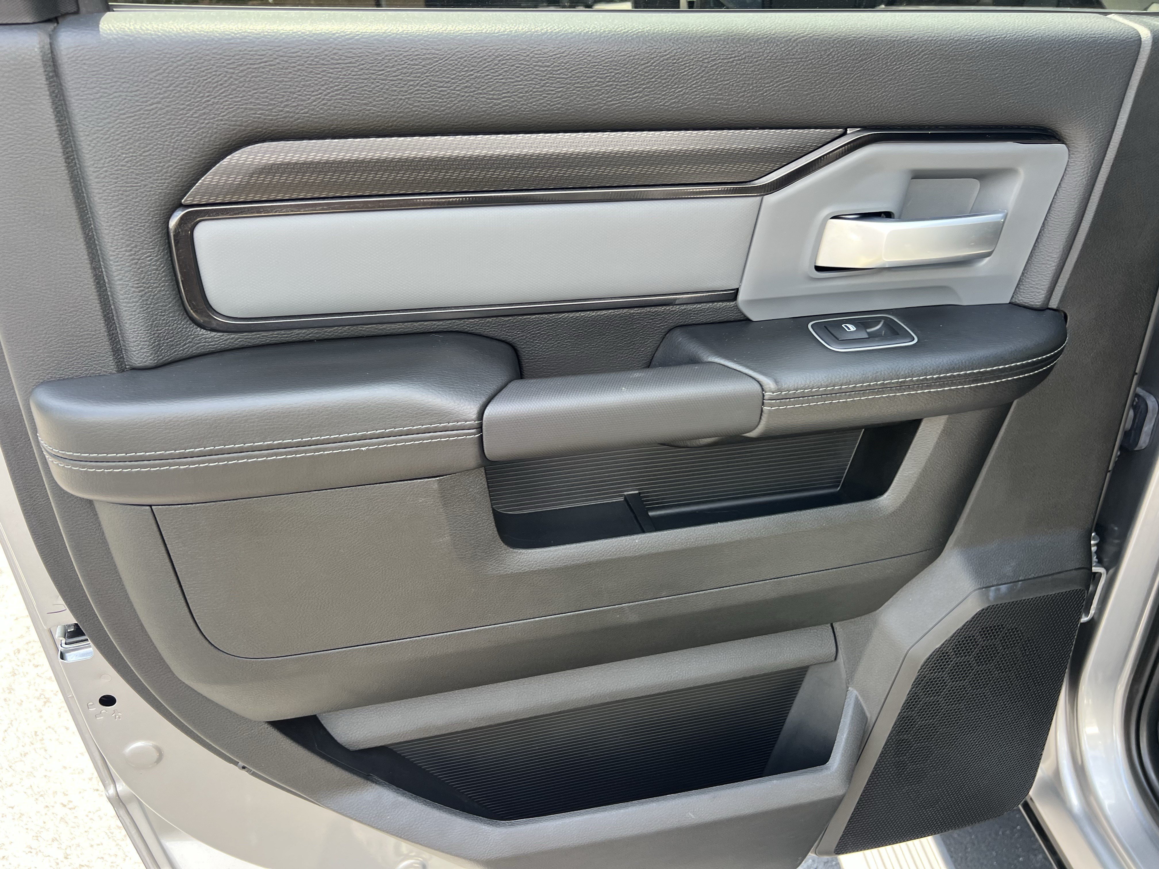 Used 2023 RAM 2500 Rebel w/ Level 1 Equipment Group AWD/4WD image 30