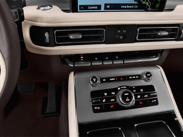 Used 2022 Lincoln Aviator Reserve w/ Equipment Group 201A image 9