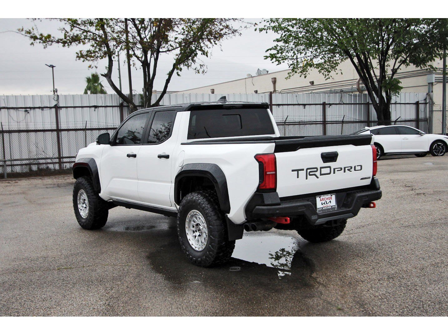 Used 2024 Toyota Tacoma TRD Pro AWD/4WD image 4