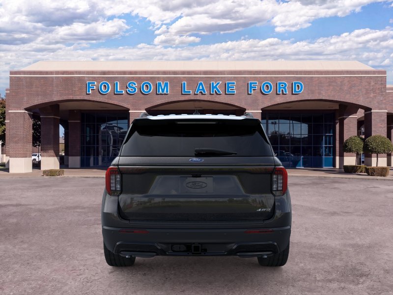 New 2026 Ford Explorer ST-Line w/ ST-Line Street Pack AWD/4WD image 5