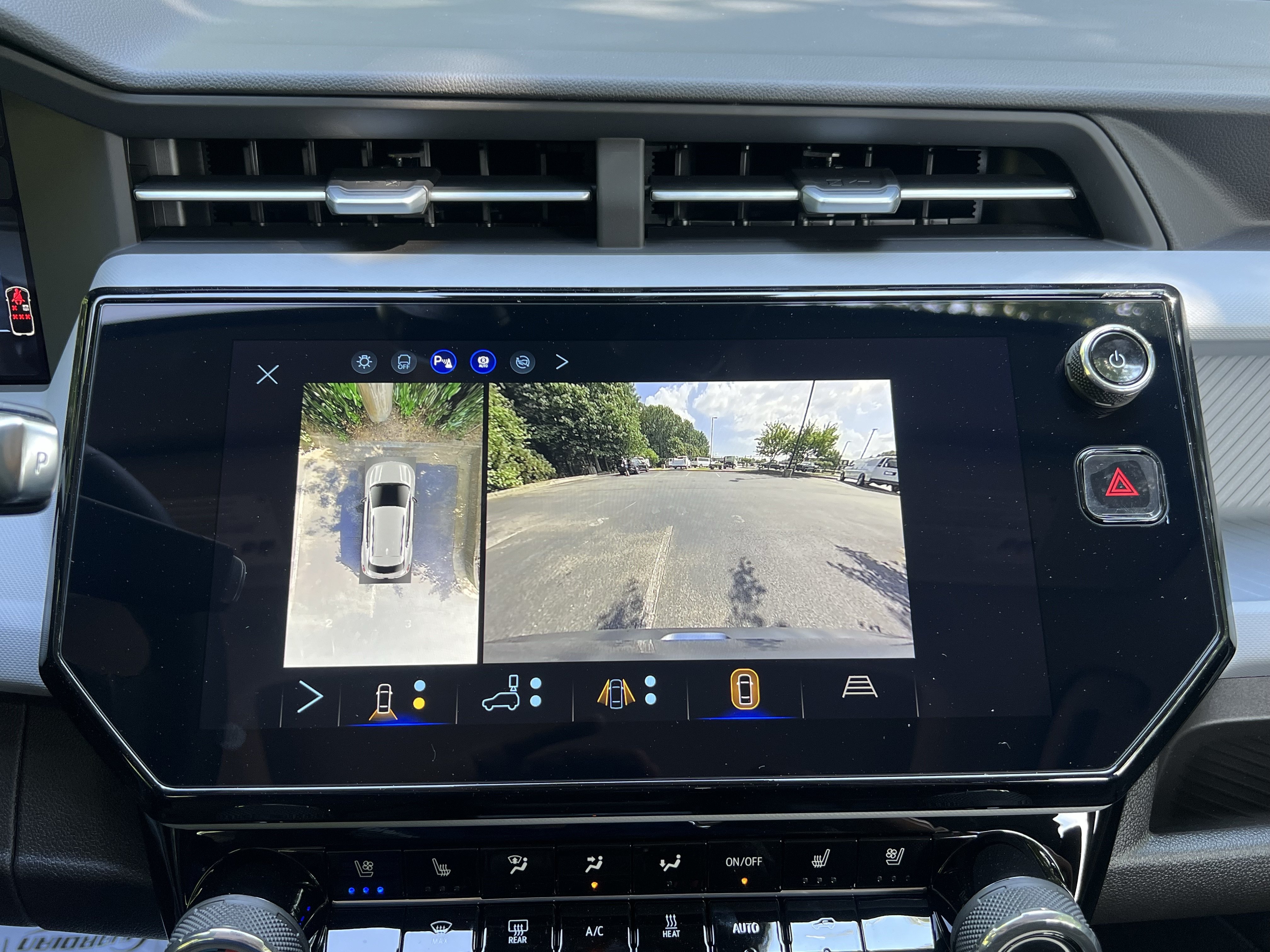 New 2027 Chevrolet Bolt RS w/ Technology Package FWD image 25