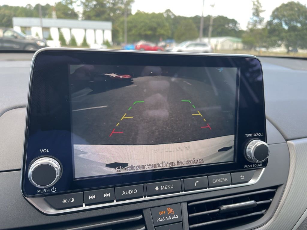 New 2025 Nissan Altima 2.5 SR image 9